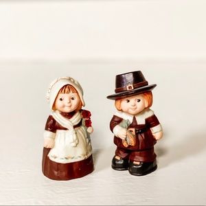 Vintage Pilgrims Salt and Pepper Shakers